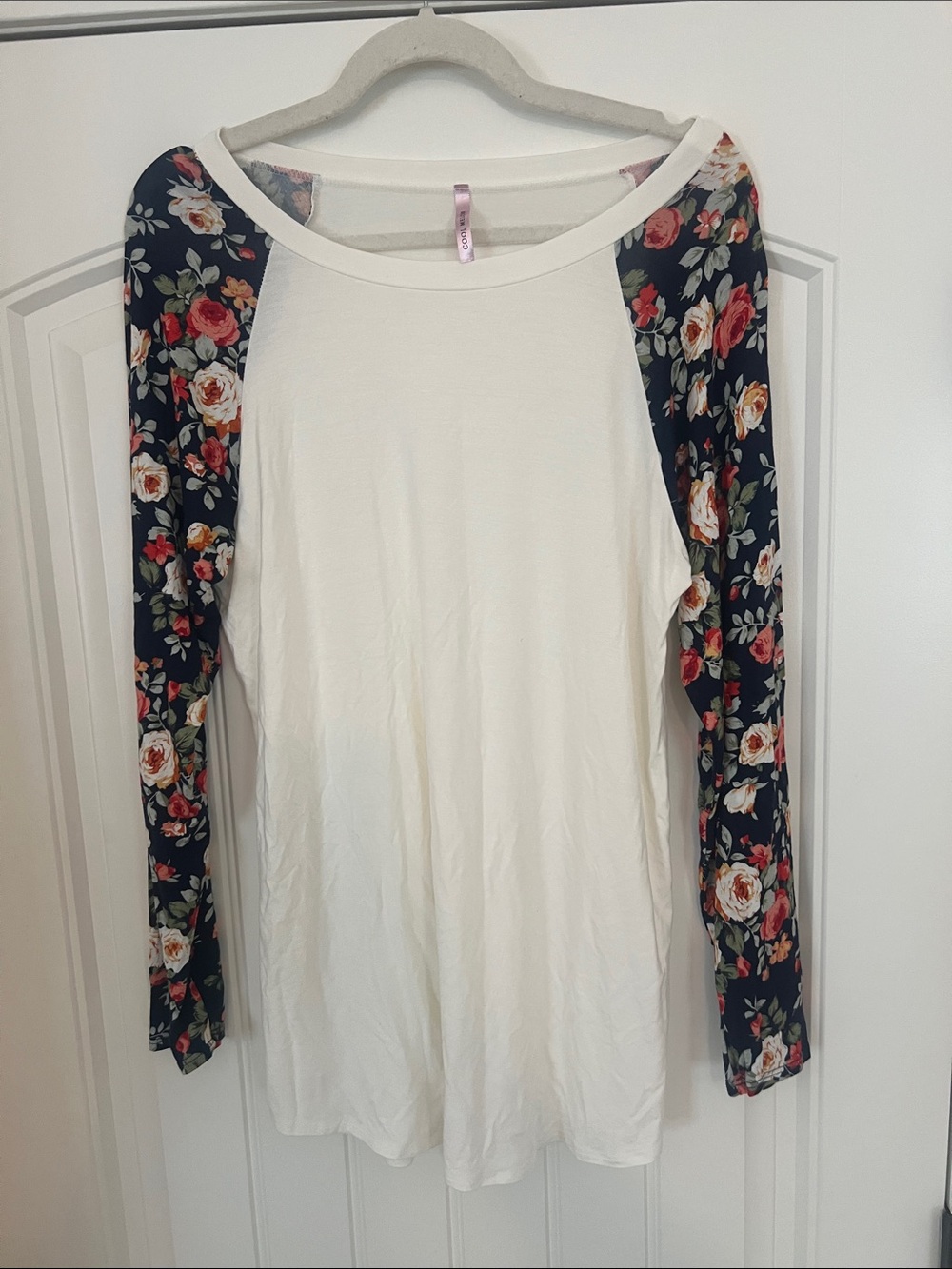 Cool Melon Women's White with Blue Floral Yoke Long-Sleeve Tunic Top Sz XL